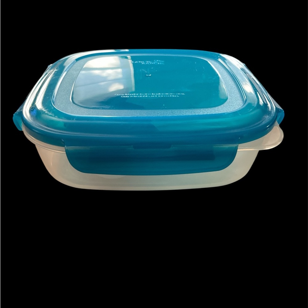 Lock & Lock Clear Lunch/Dinner Food Storage Container with Blue Lid